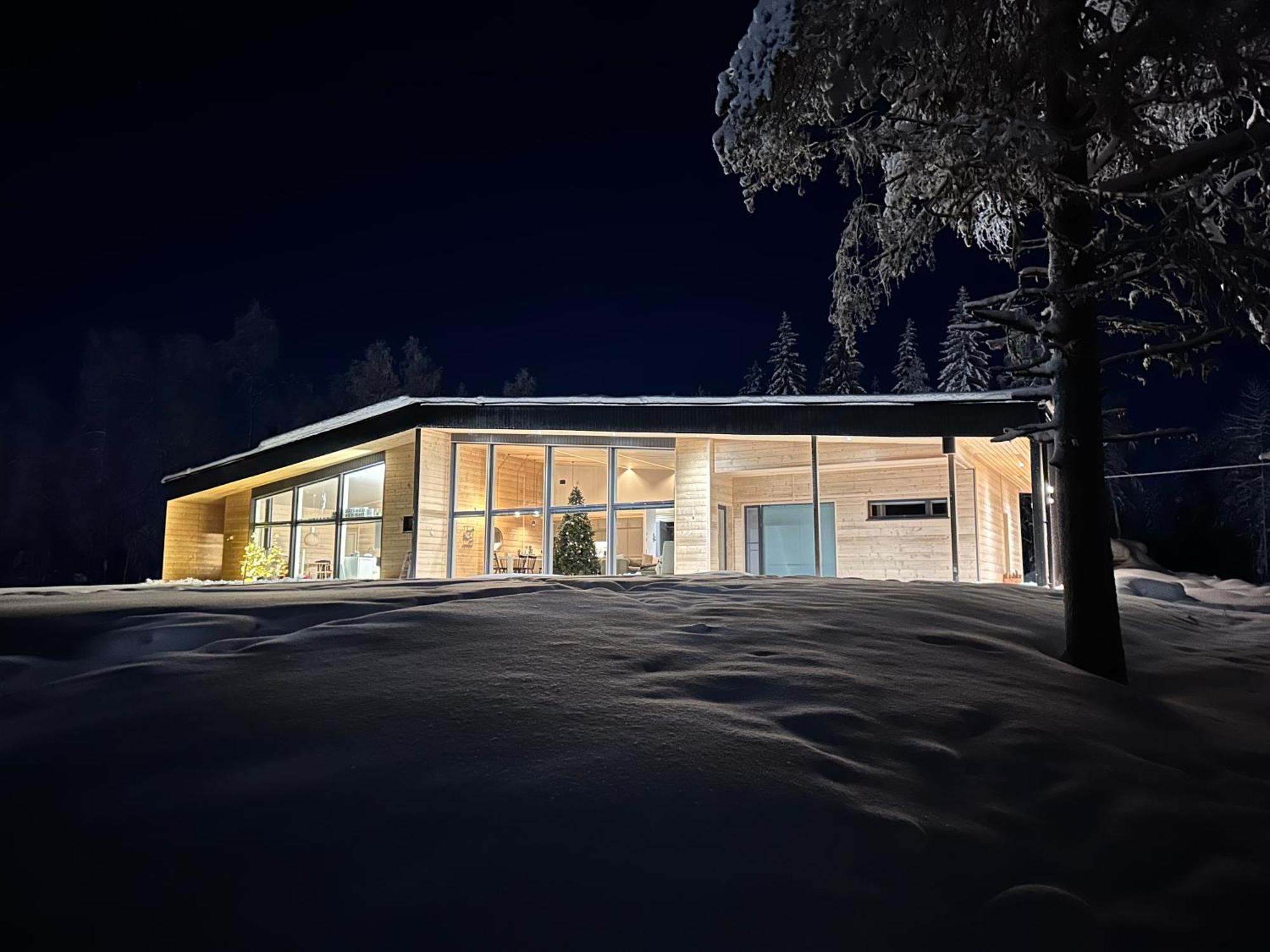 Lakeside Lodge Norvis โรวานิเอมิ ภายนอก รูปภาพ