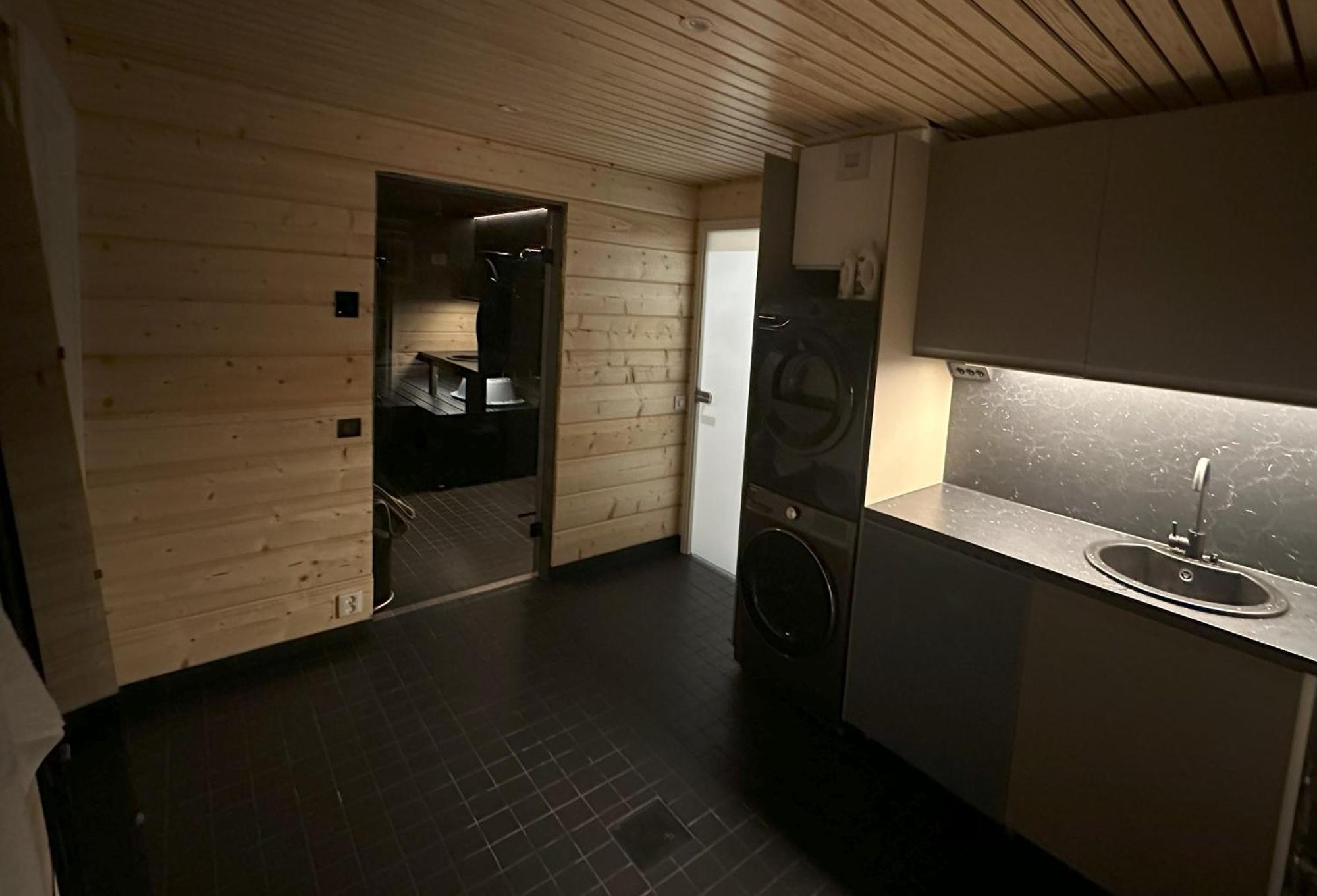 Lakeside Lodge Norvis โรวานิเอมิ ภายนอก รูปภาพ