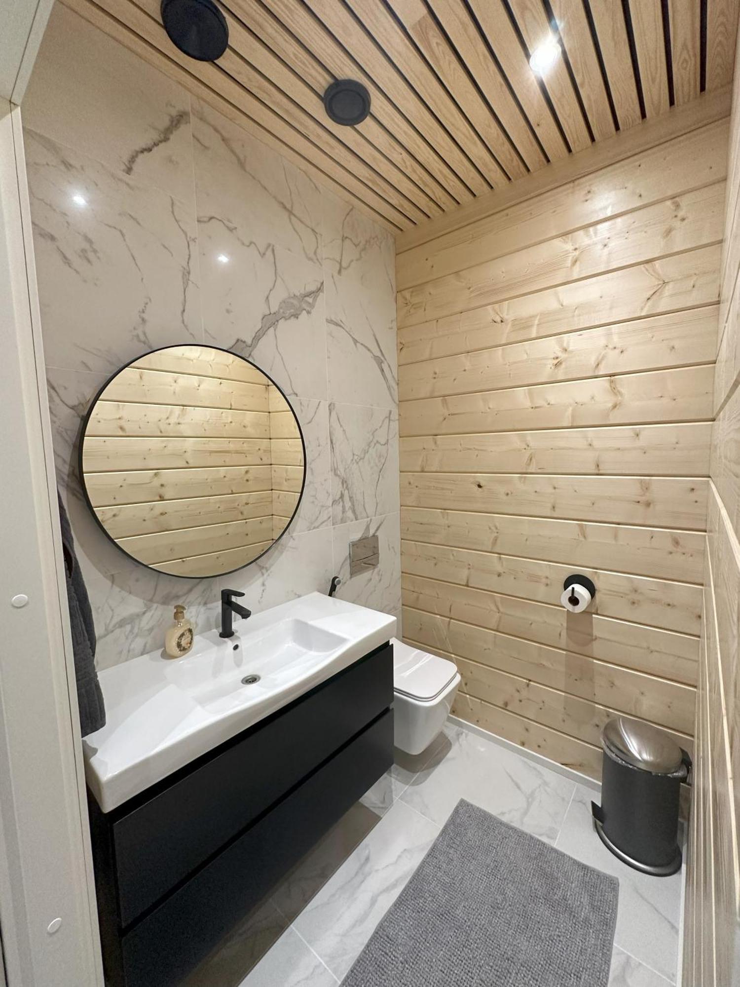 Lakeside Lodge Norvis โรวานิเอมิ ภายนอก รูปภาพ